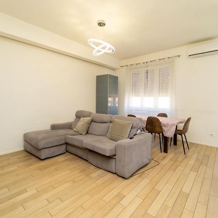 Central Maya Apartment มิลาน ภายนอก รูปภาพ