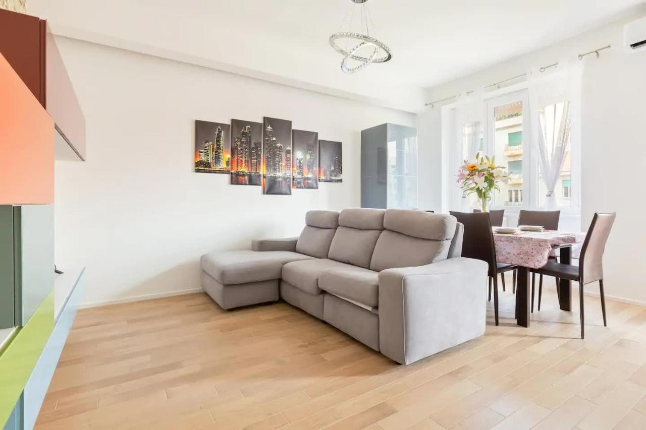 Central Maya Apartment มิลาน ภายนอก รูปภาพ